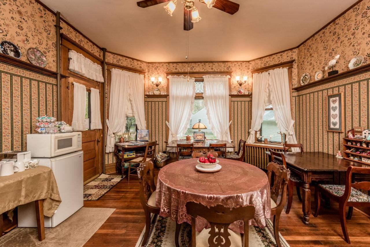 Conner House Bed And Breakfast Prairie du Rocher Экстерьер фото